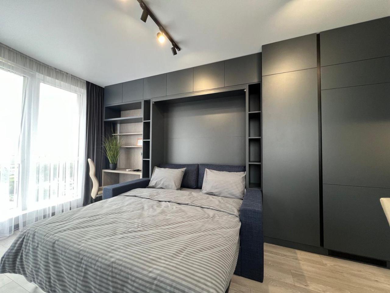 Apartments Vip Avalon Leopoli Esterno foto