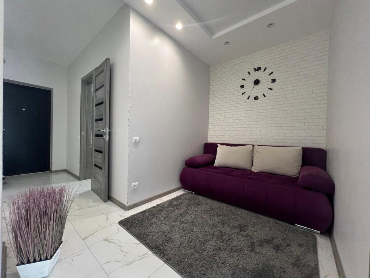 Apartments Vip Avalon Leopoli Esterno foto