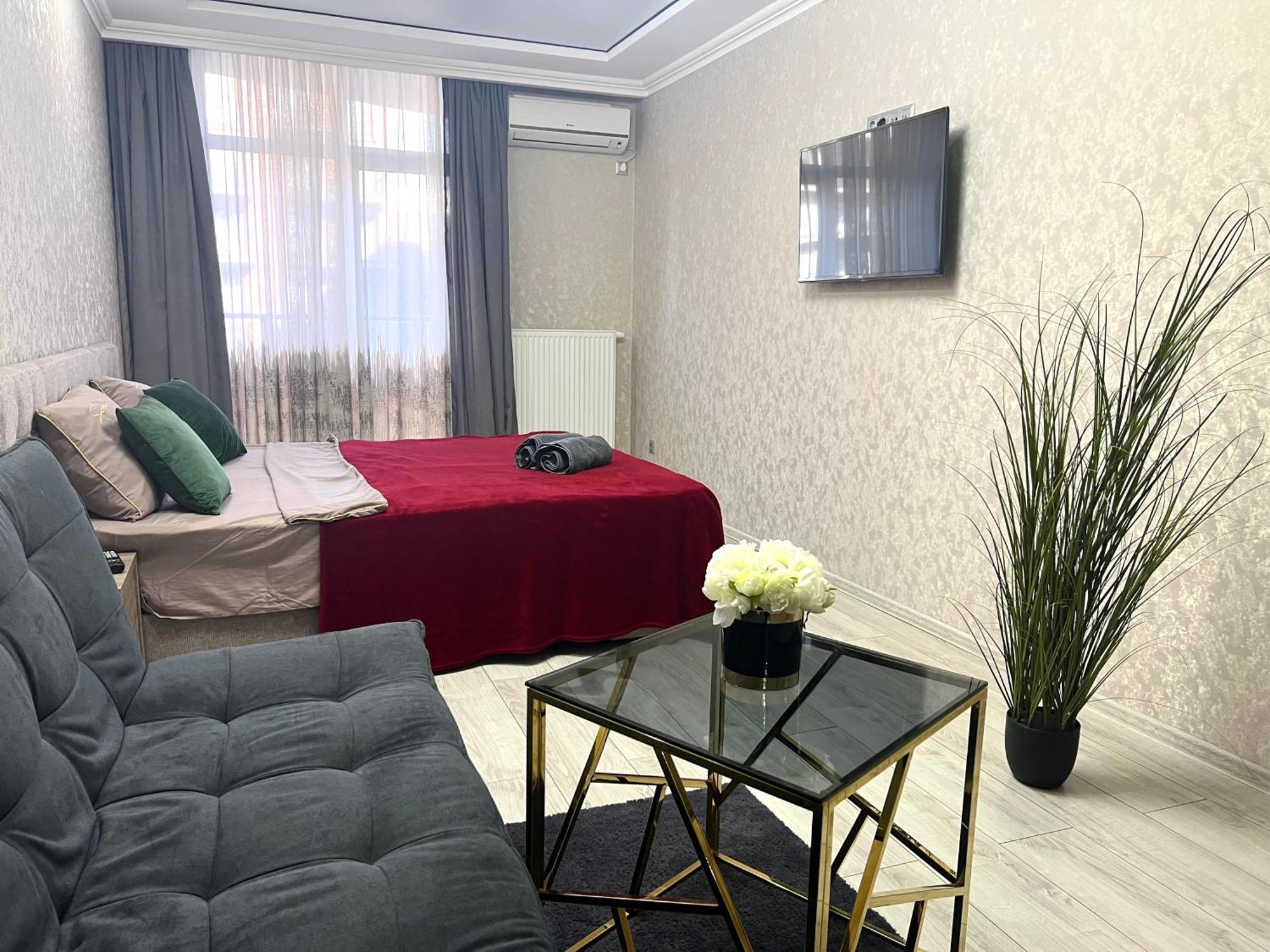 Apartments Vip Avalon Leopoli Esterno foto