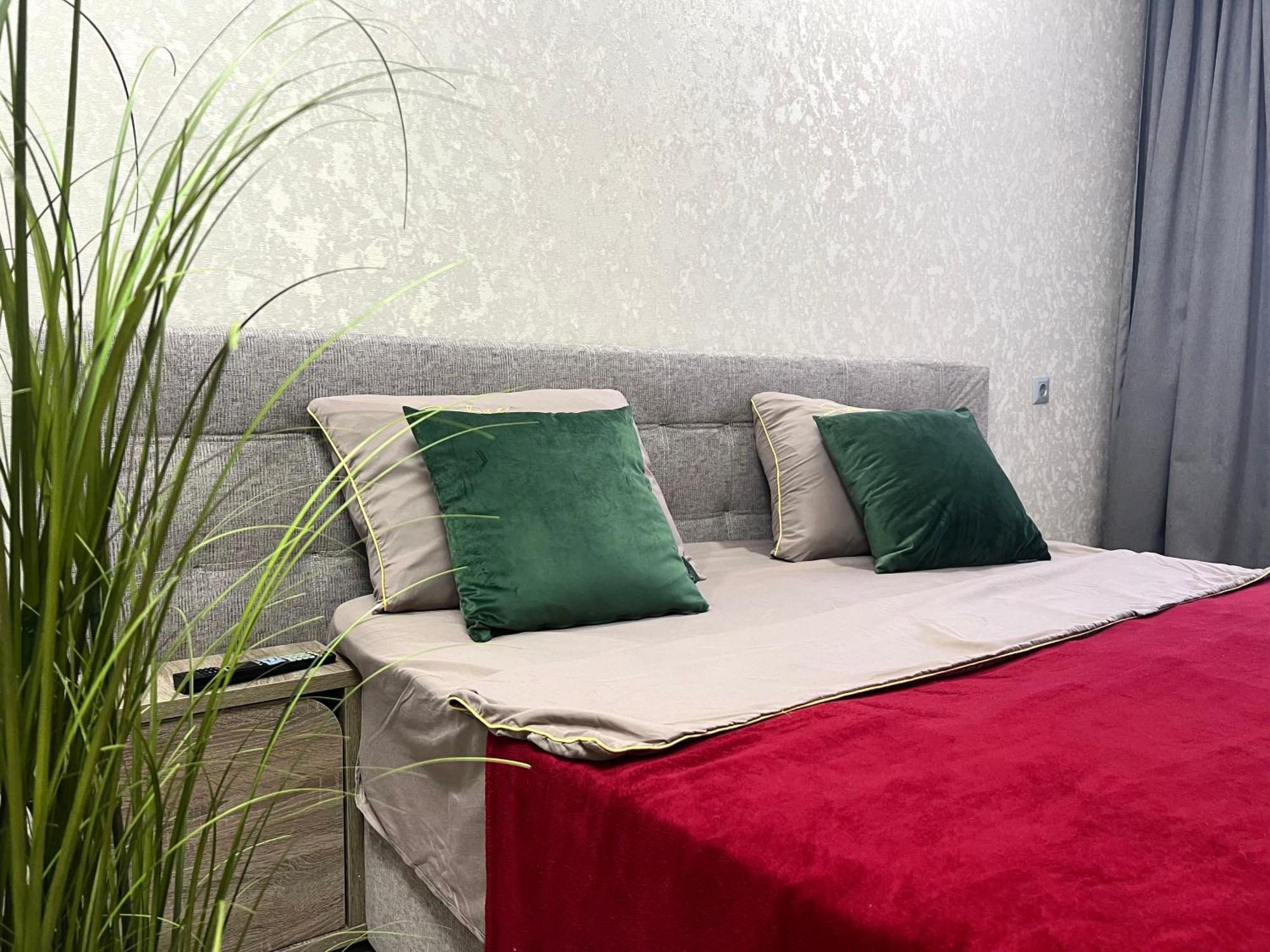 Apartments Vip Avalon Leopoli Esterno foto